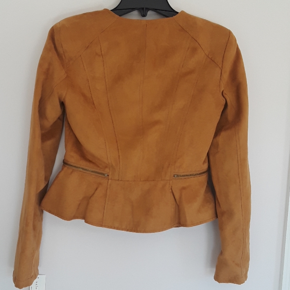 Jacket - Picture 2 of 6
